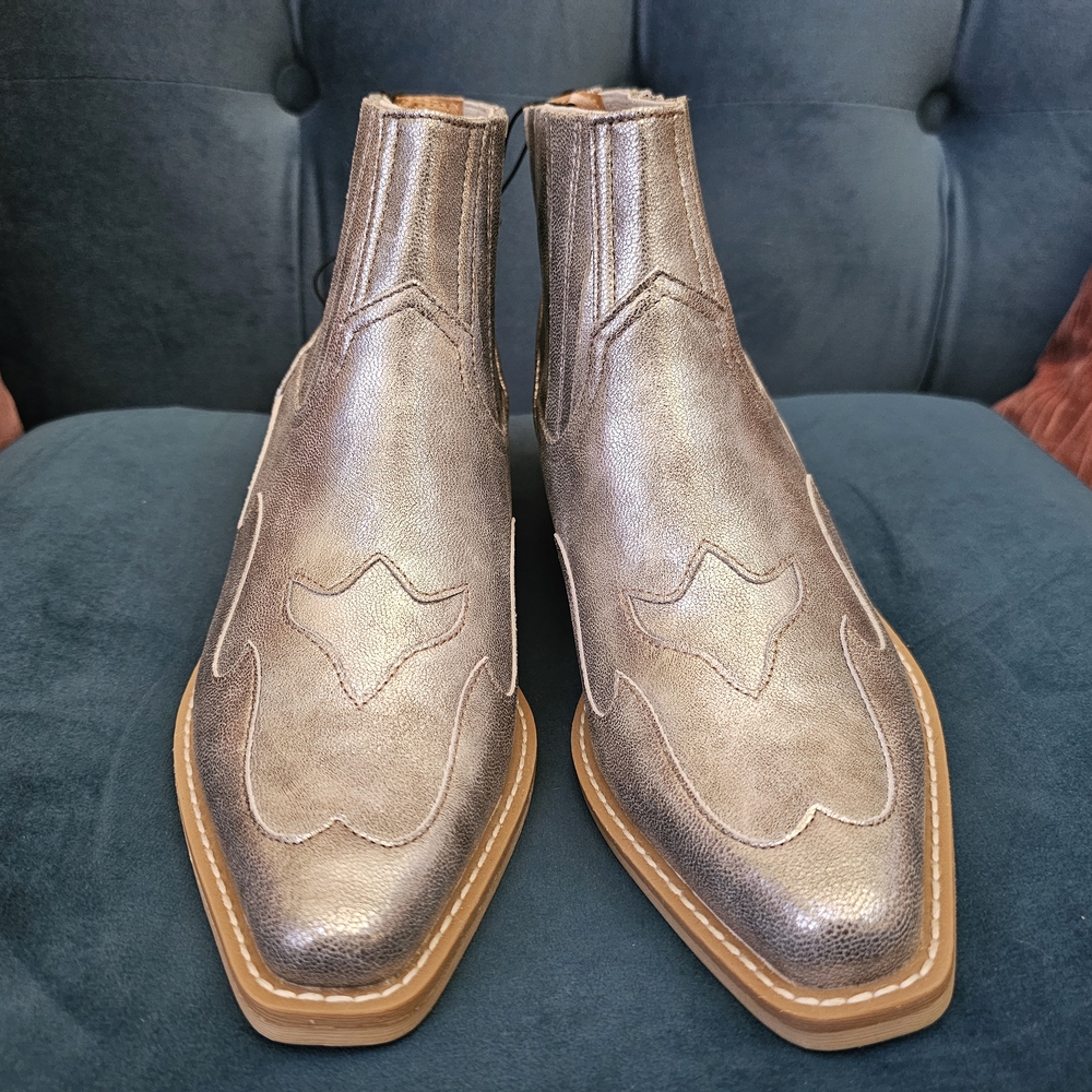Forever 21 Silver Cowboy & Western Boots